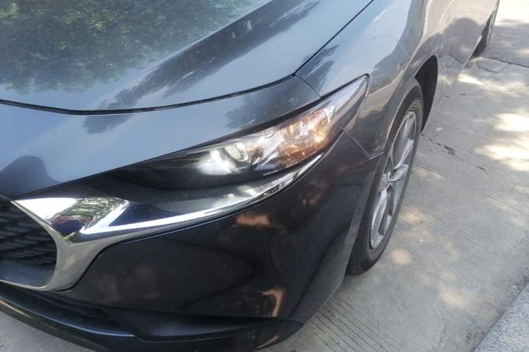 Used Mazda 3 Axela 2020 1.5L Automatic Luxury Version Left Front Headlight