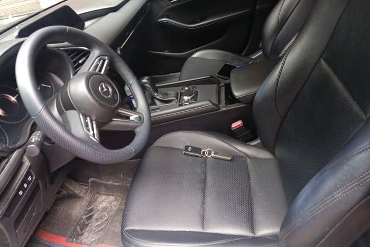 Used Mazda 3 Axela 2020 2.0L Automatic ZhiXuan Edition Left Front Seat