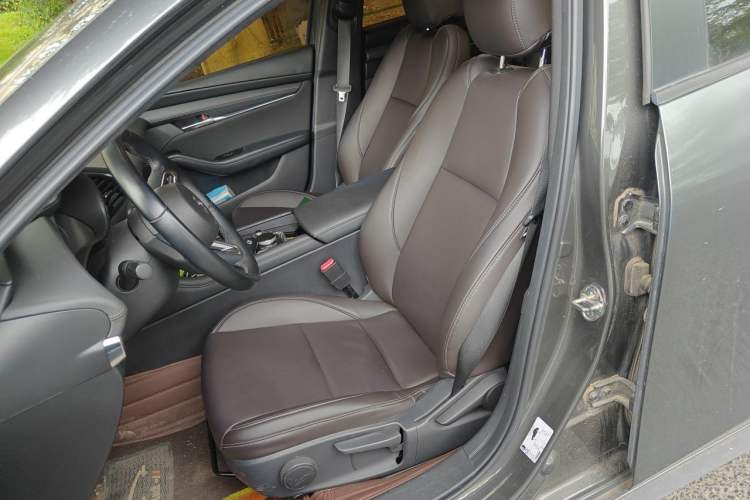 Used Mazda 3 Axela 2020 2.0L Automatic ZhiXuan Edition Left Front Seat