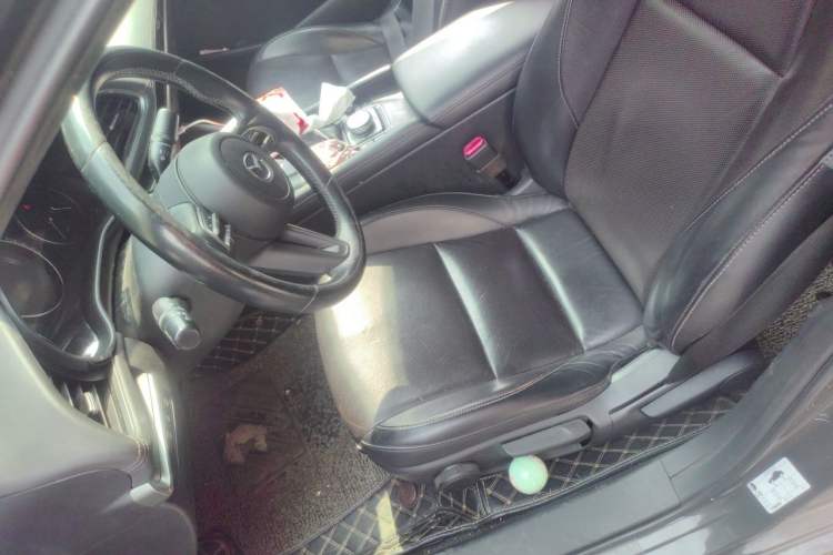 Used Mazda 3 Axela 2020 1.5L Automatic Luxury Version Left Front Seat