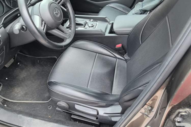 Used Mazda 3 Axela 2020 1.5L Automatic ZhiMei Edition Left Front Seat