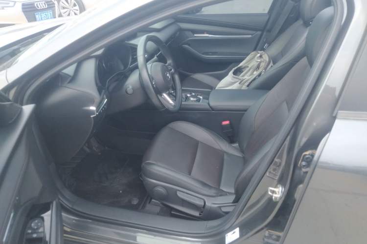 Used Mazda 3 Axela 2020 2.0L Automatic Zhiya Edition Left Front Seat