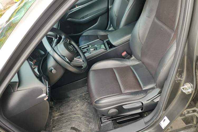 Used Mazda 3 Axela 2020 2.0L Automatic Zhiya Edition Left Front Seat