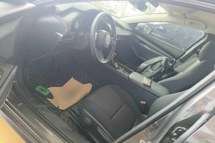 Used Mazda 3 Axela 2020 1.5L Automatic ZhiMei Edition Left Front Seat