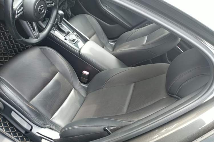 Used Mazda 3 Axela 2020 2.0L Automatic Zhiya Edition Left Front Seat
