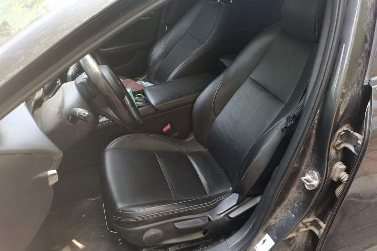 Used Mazda 3 Axela 2020 2.0L Automatic Zhiya Edition Left Front Seat