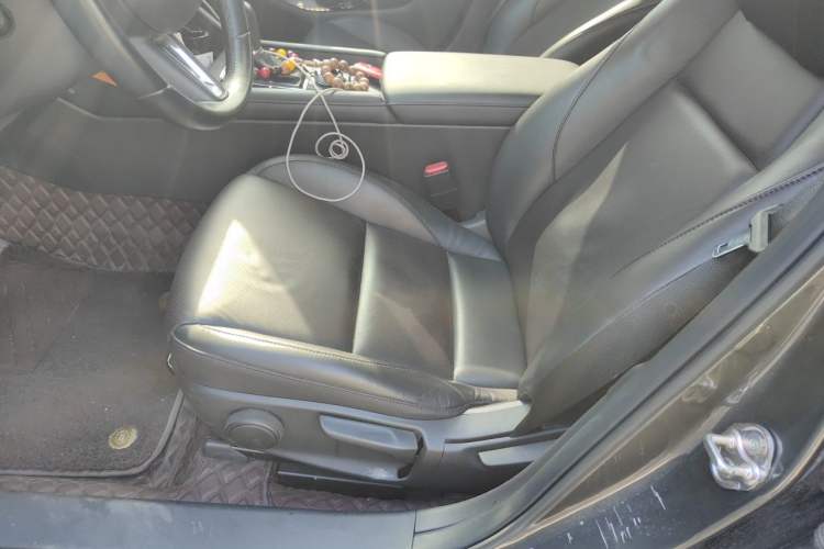 Used Mazda 3 Axela 2020 2.0L Automatic Zhiya Edition Left Front Seat