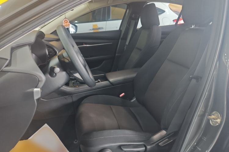 Used Mazda 3 Axela 2020 1.5L Automatic ZhiMei Edition Left Front Seat