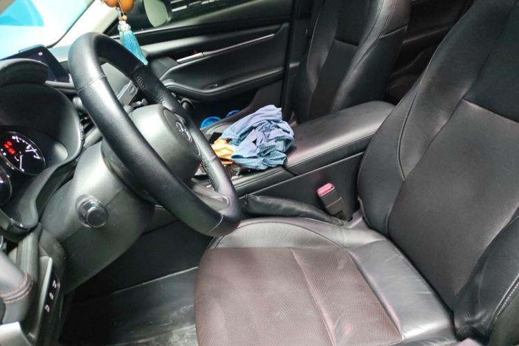 Used Mazda 3 Axela 2020 2.0L Automatic ZhiShang Edition Left Front Seat