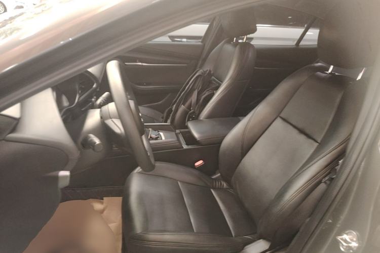 Used Mazda 3 Axela 2020 1.5L Automatic ZhiMei Edition Left Front Seat