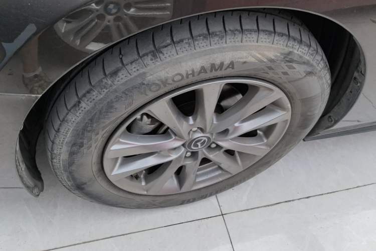 Used Mazda 3 Axela 2020 1.5L Automatic ZhiMei Edition Left Front Wheel Hub
