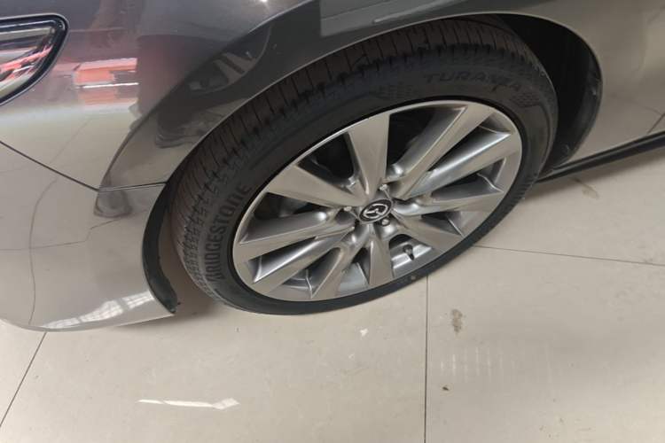 Used Mazda 3 Axela 2020 2.0L Automatic Zhiya Edition Left Front Wheel Hub
