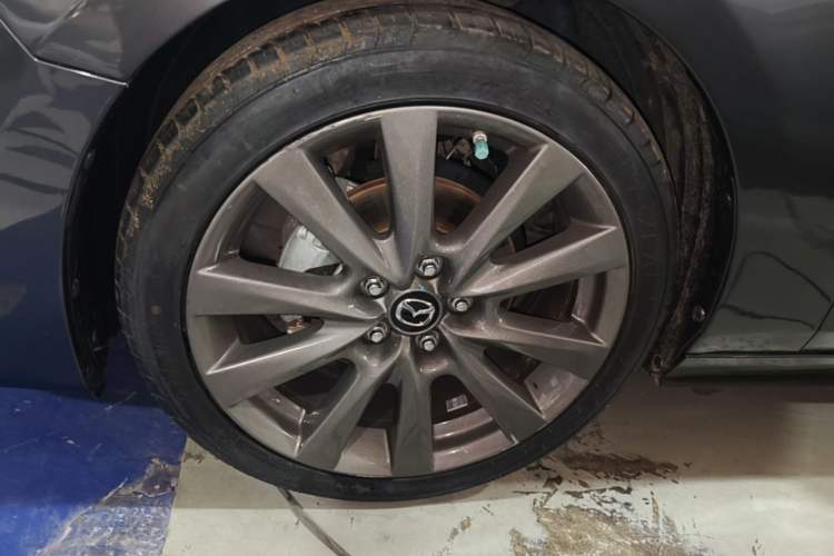Used Mazda 3 Axela 2020 2.0L Automatic Zhiya Edition Left Front Wheel Hub