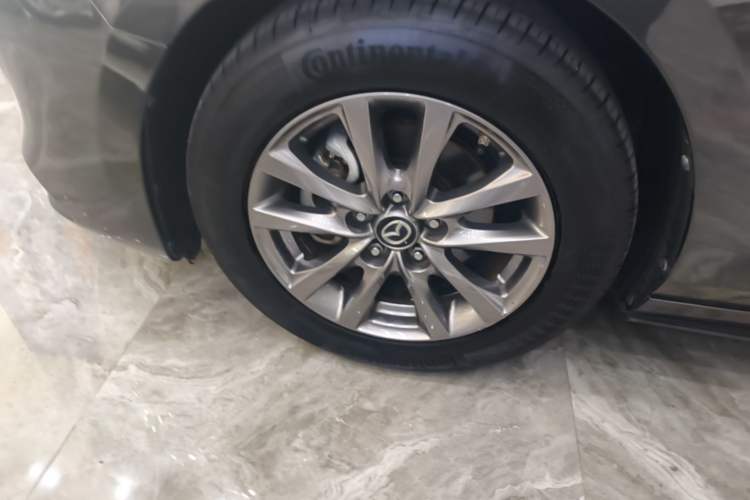Used Mazda 3 Axela 2020 1.5L Automatic Luxury Version Left Front Wheel Hub