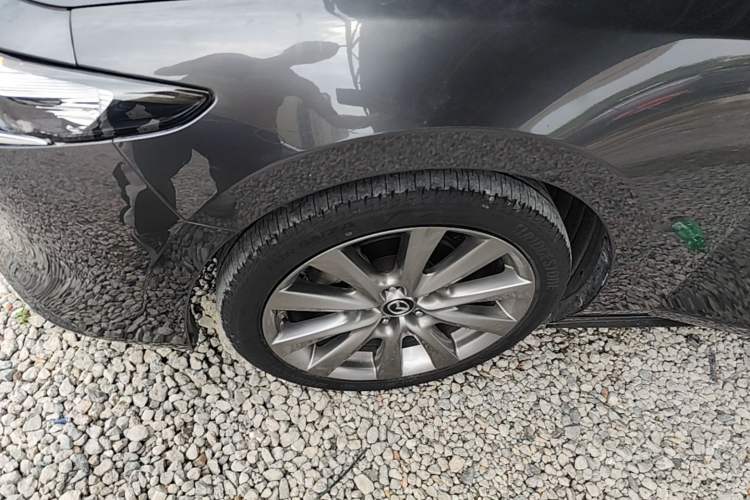 Used Mazda 3 Axela 2020 2.0L Automatic Zhiya Edition Left Front Wheel Hub