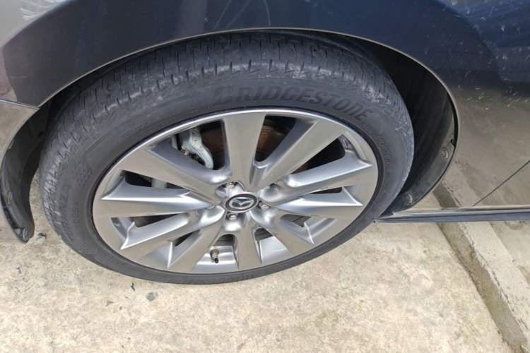 Used Mazda 3 Axela 2020 2.0L Automatic Zhiya Edition Left Front Wheel Hub