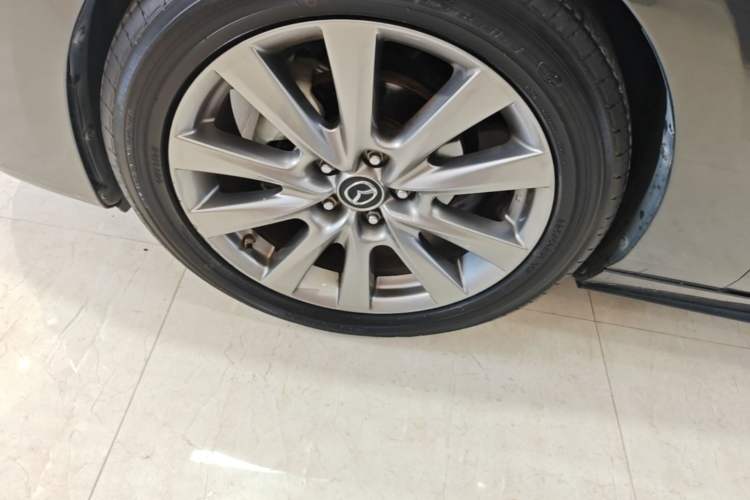Used Mazda 3 Axela 2020 2.0L Automatic Zhiya Edition Left Front Wheel Hub