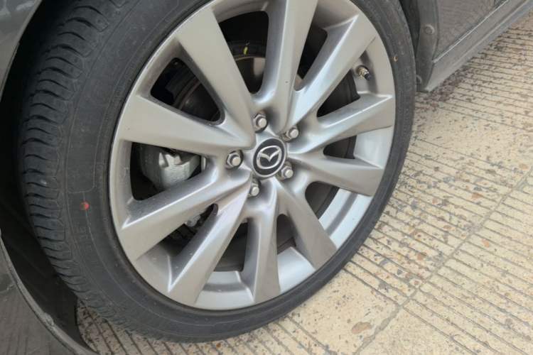 Used Mazda 3 Axela 2020 2.0L Automatic Zhiya Edition Left Front Wheel Hub