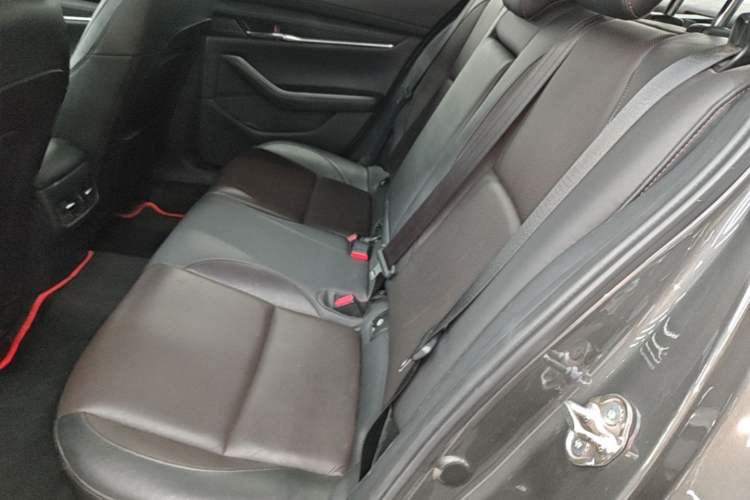 Used Mazda 3 Axela 2020 2.0L Automatic Zhiya Edition Left Rear Seat