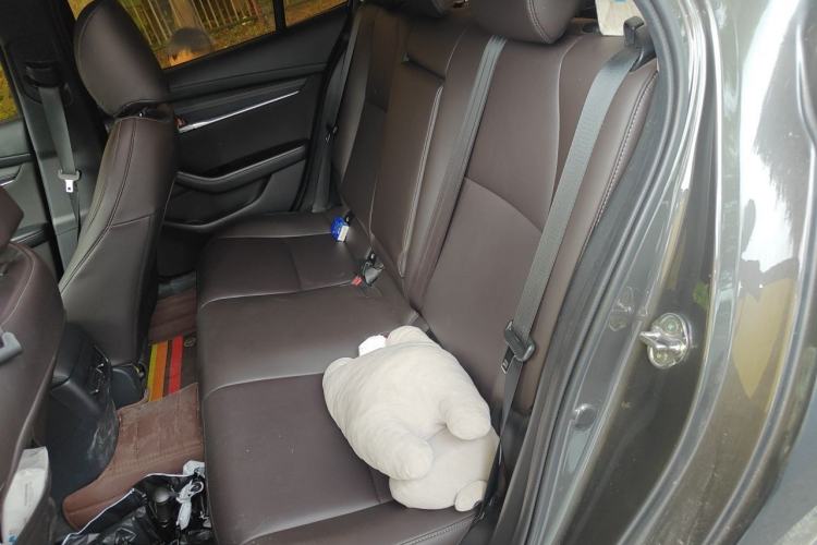 Used Mazda 3 Axela 2020 2.0L Automatic ZhiXuan Edition Left Rear Seat
