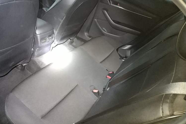Used Mazda 3 Axela 2020 1.5L Automatic ZhiMei Edition Left Rear Seat