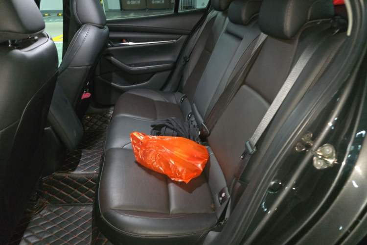 Used Mazda 3 Axela 2020 2.0L Automatic Zhiya Edition Left Rear Seat