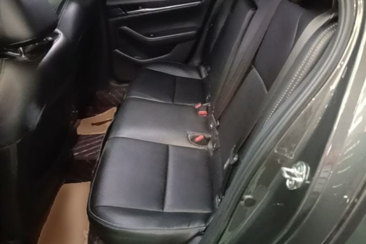 Used Mazda 3 Axela 2020 1.5L Automatic ZhiMei Edition Left Rear Seat