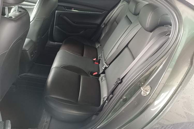 Used Mazda 3 Axela 2020 2.0L Automatic Zhiya Edition Left Rear Seat