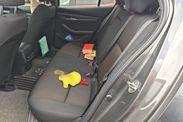 Used Mazda 3 Axela 2020 1.5L Automatic ZhiMei Edition Left Rear Seat