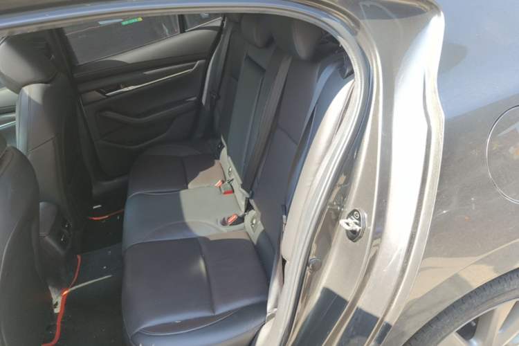 Used Mazda 3 Axela 2020 2.0L Automatic Zhiya Edition Left Rear Seat