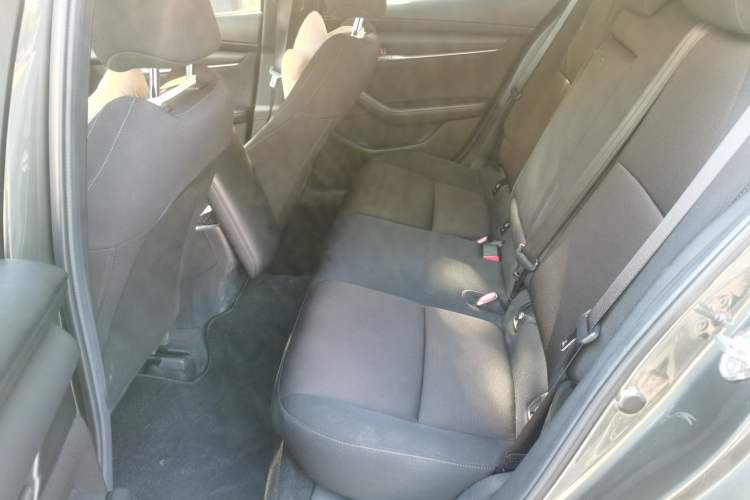 Used Mazda 3 Axela 2020 1.5L Automatic ZhiMei Edition Left Rear Seat