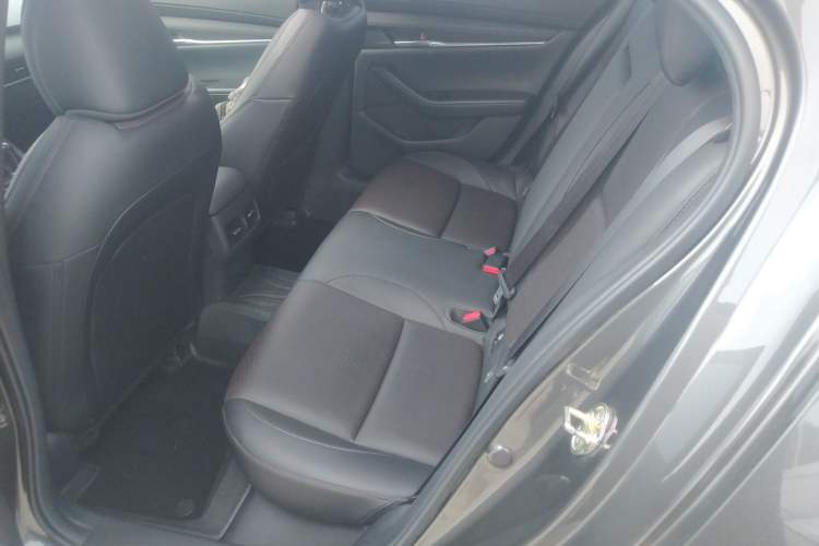 Used Mazda 3 Axela 2020 2.0L Automatic Zhiya Edition Left Rear Seat
