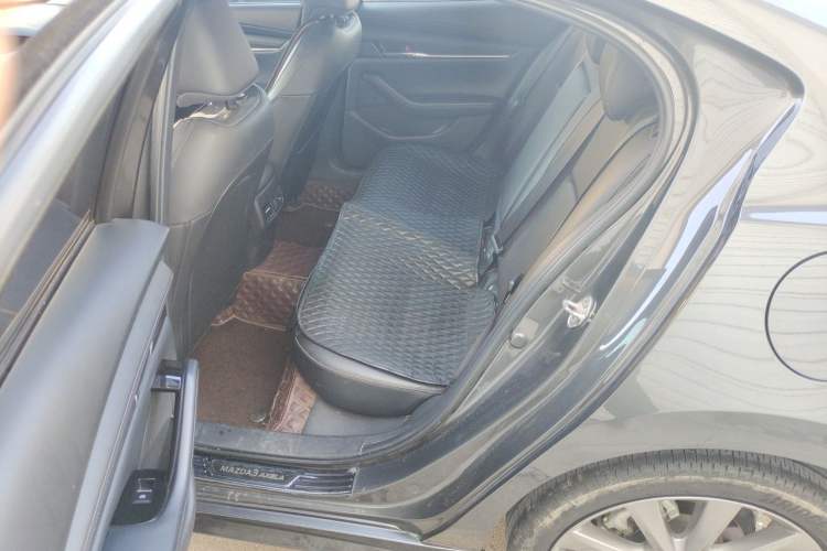 Used Mazda 3 Axela 2020 2.0L Automatic Zhiya Edition Left Rear Seat