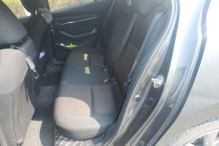 Used Mazda 3 Axela 2020 2.0L Automatic ZhiXuan Edition Left Rear Seat