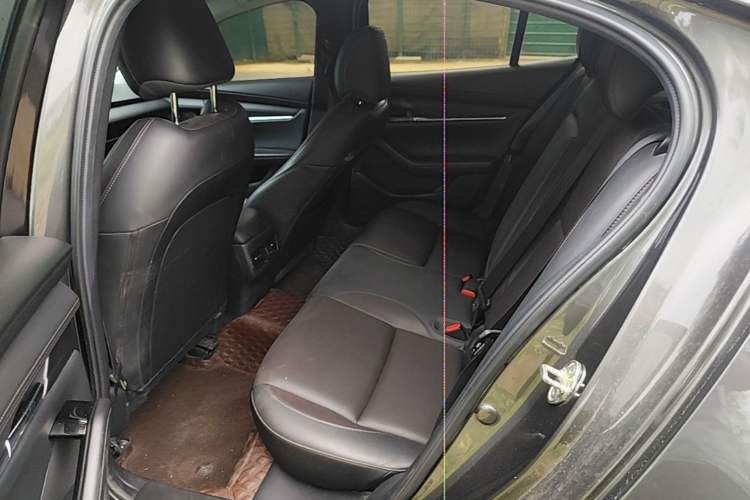 Used Mazda 3 Axela 2020 2.0L Automatic Zhiya Edition Left Rear Seat
