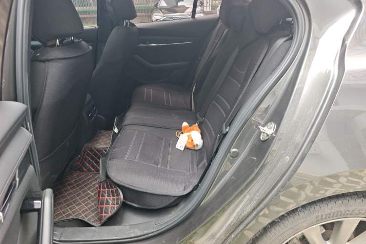 Used Mazda 3 Axela 2020 2.0L Automatic ZhiXuan Edition Left Rear Seat