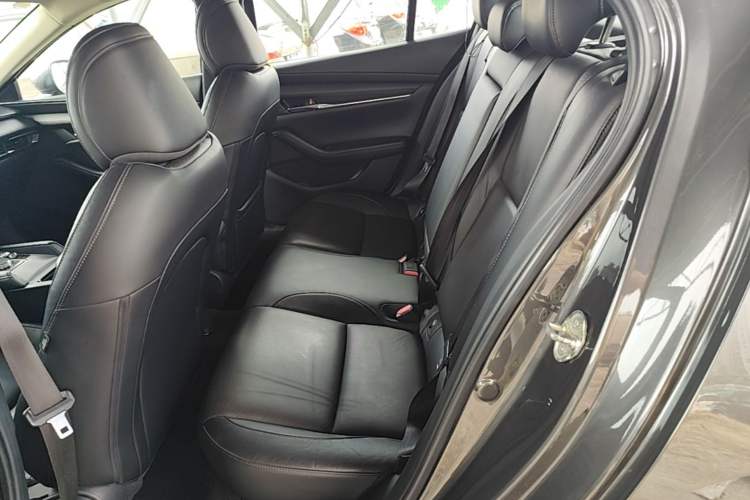 Used Mazda 3 Axela 2020 2.0L Automatic Zhiya Edition Left Rear Seat