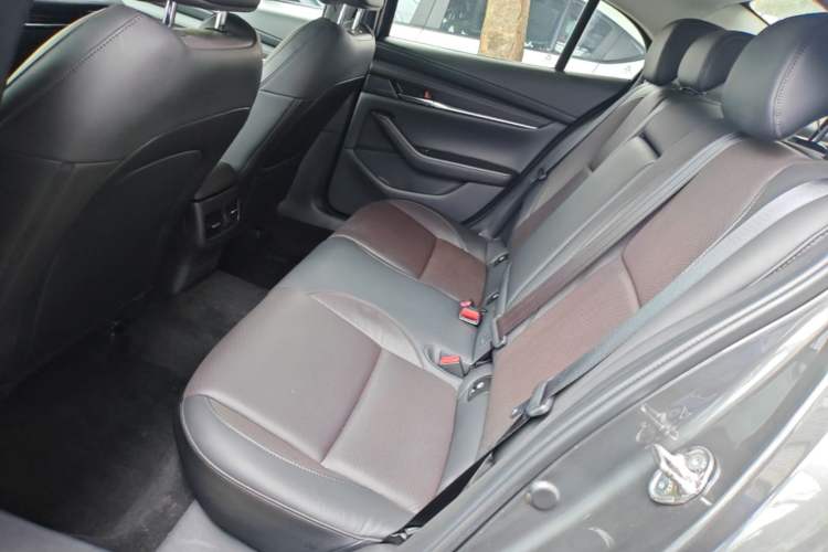 Used Mazda 3 Axela 2020 2.0L Automatic Zhiya Edition Left Rear Seat