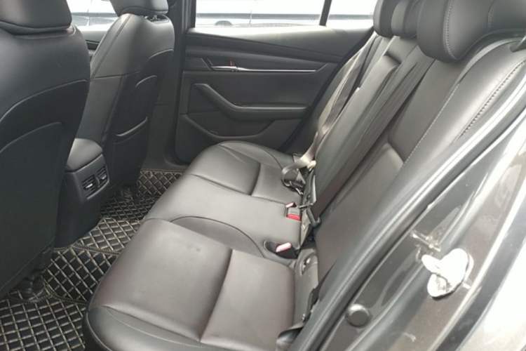 Used Mazda 3 Axela 2020 2.0L Automatic Zhiya Edition Left Rear Seat