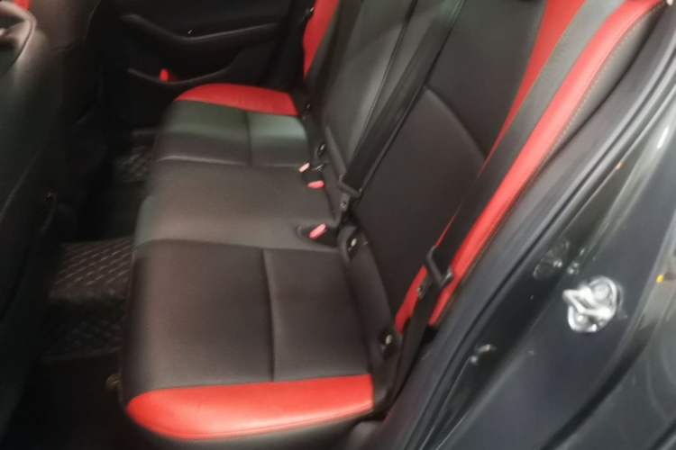 Used Mazda 3 Axela 2020 1.5L Automatic ZhiMei Edition Left Rear Seat