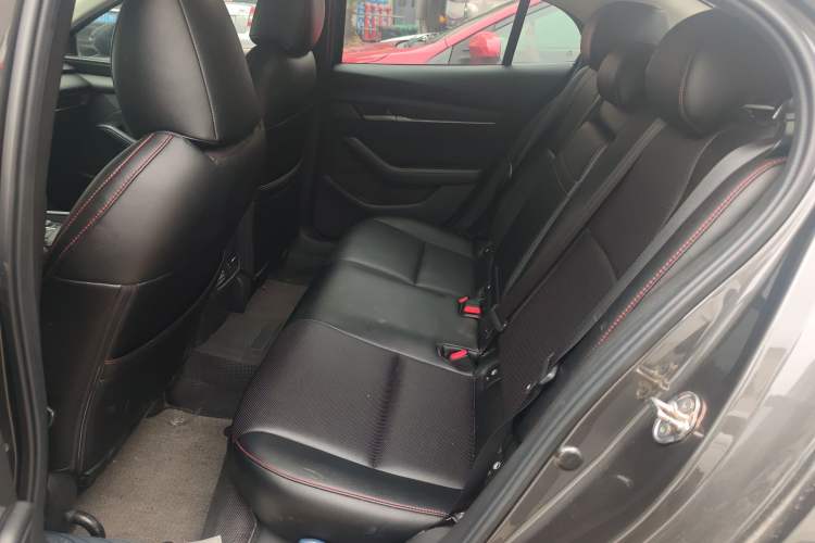 Used Mazda 3 Axela 2020 1.5L Automatic ZhiMei Edition Left Rear Seat
