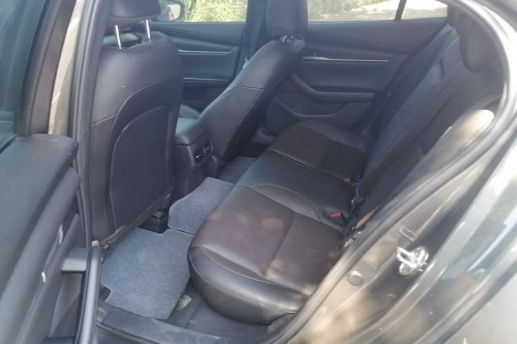 Used Mazda 3 Axela 2020 1.5L Automatic Luxury Version Left Rear Seat