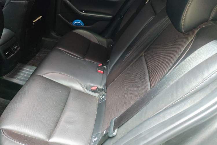 Used Mazda 3 Axela 2020 2.0L Automatic ZhiShang Edition Left Rear Seat