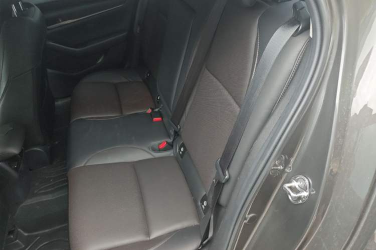Used Mazda 3 Axela 2020 1.5L Automatic Luxury Version Left Rear Seat