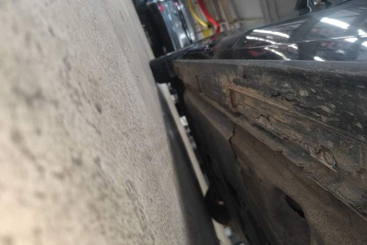 Used Mazda 3 Axela 2020 1.5L Automatic ZhiMei Edition Left Side Sill