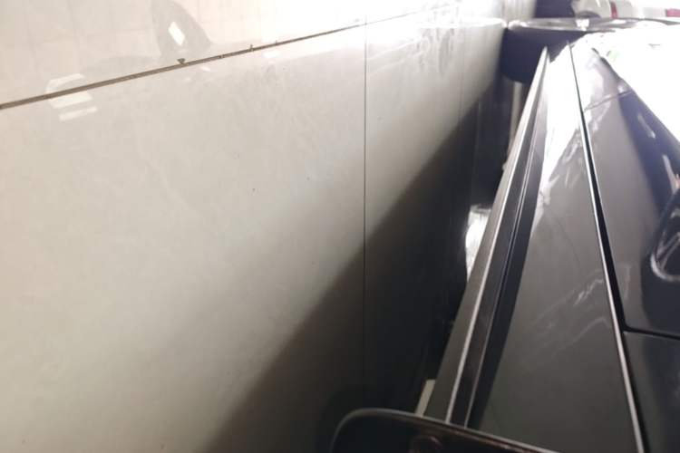 Used Mazda 3 Axela 2020 2.0L Automatic Zhiya Edition Left Side Sill