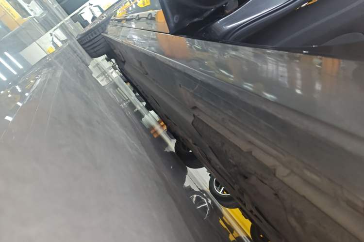 Used Mazda 3 Axela 2020 1.5L Automatic ZhiMei Edition Left Side Sill