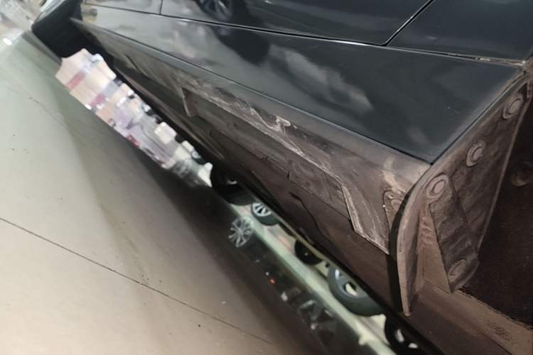 Used Mazda 3 Axela 2020 2.0L Automatic Zhiya Edition Left Side Sill
