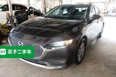 Used Mazda 3 Axela 2020 1.5L Automatic Luxury Version
