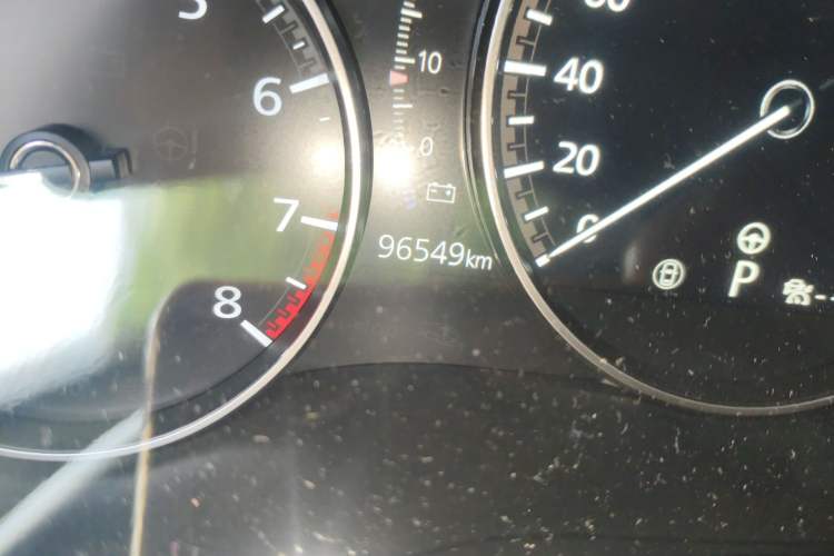 Used Mazda 3 Axela 2020 2.0L X Compression Ignition Prestige Version Odometer Close Up
